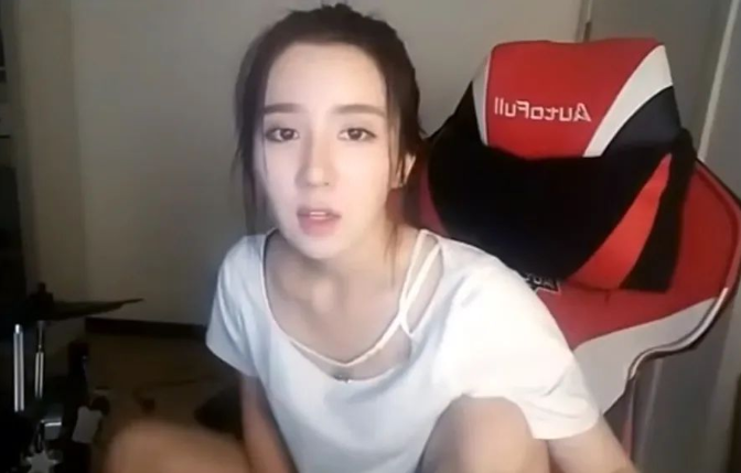 呆妹住刘杀鸡家一个月是否属实,呆妹儿小霸王直播间黑历史 呆妹住刘杀鸡家一个月是否属实,呆妹儿小霸王直播间黑历史