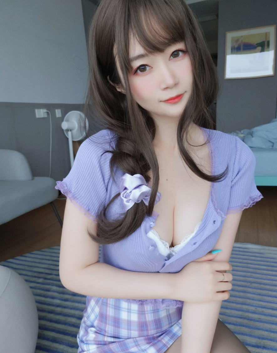 白银81是不是变性的，看过这些图片就懂了