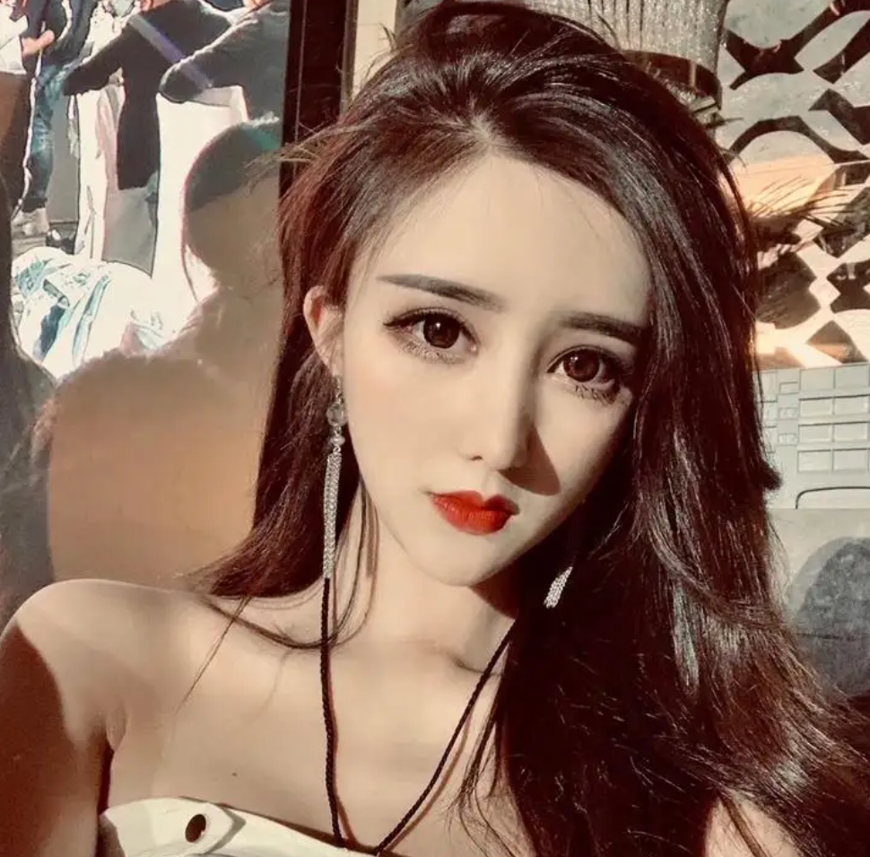 哇塞王霖个人简介，哇塞王琳为什么火起来的