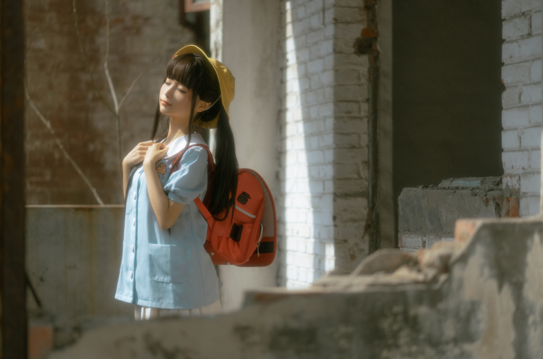 蠢沫沫小黄帽是第几套的，清新的气息铺面而来