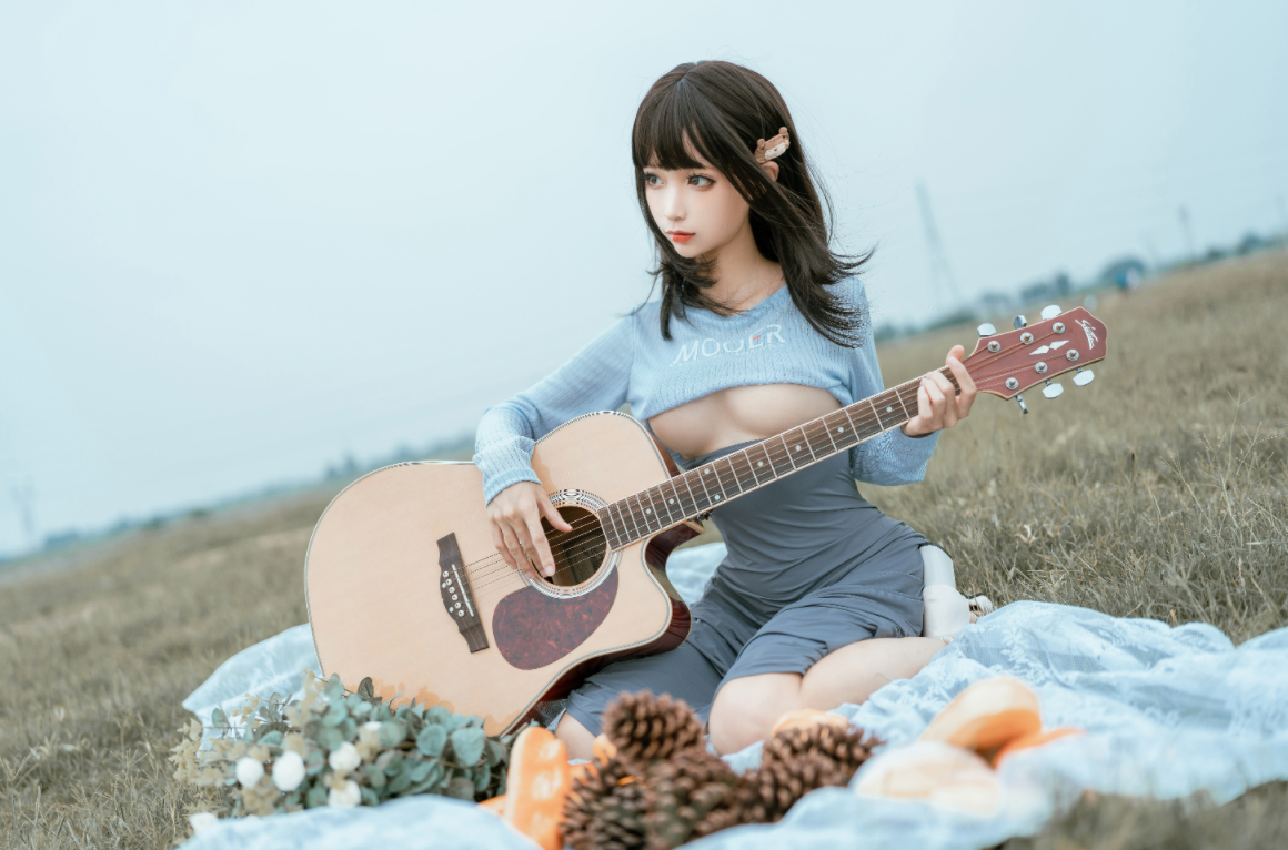 蠢沫沫momo吉他妹妹和白精灵图片哪个更好看些 蠢沫沫momo吉他妹妹和白精灵图片哪个更好看些