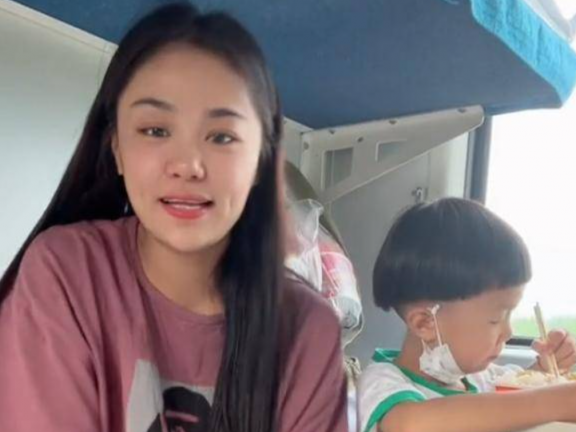 网红樊小慧老公出轨是真的吗，夫妻结婚8年竟然只见4面