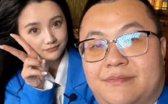 孙笑川网名“带带大师兄”宣布离婚，婚姻只持续5个月就结束了