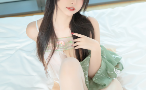 神楽坂真冬个人介绍，神楽坂真冬写真图片资源欣赏