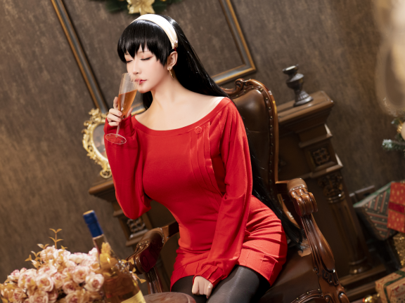 星之迟迟cos~约尔圣诞 cosplay写真图集资源欣赏